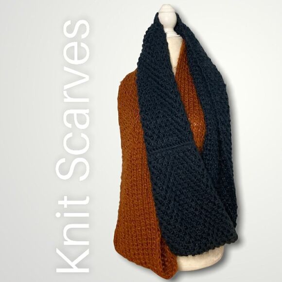 2 Unbranded Chunky Knit Scarves, Infinity Loop Scarf, Navy Blue & Rust Orange - Picture 1 of 10